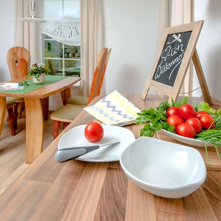 Ferienwohnung Storchennest Neuendorf  ภายนอก รูปภาพ