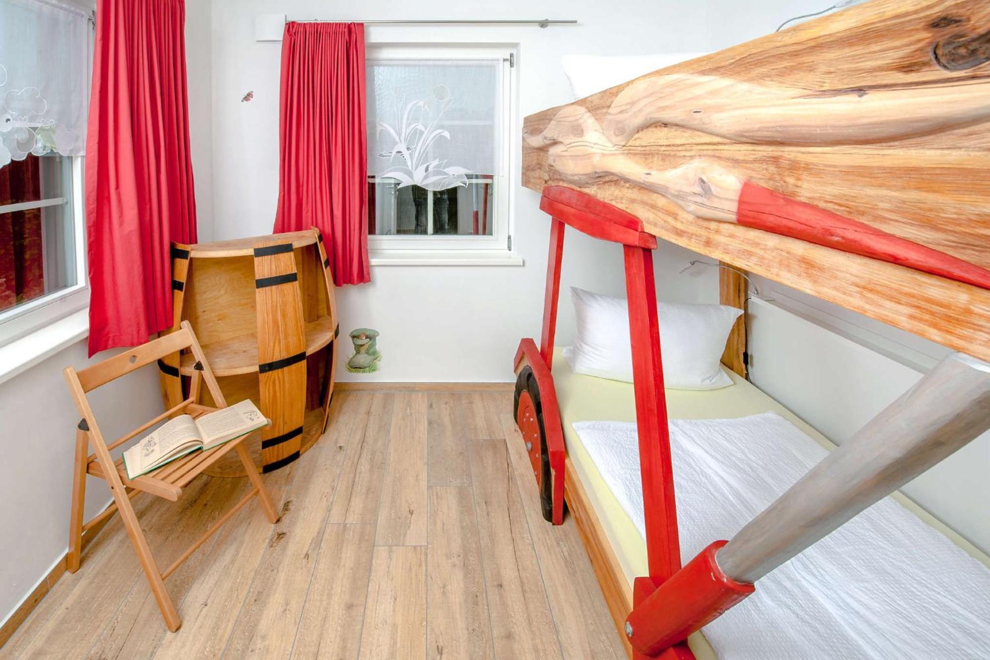 Ferienwohnung Storchennest Neuendorf  ภายนอก รูปภาพ